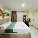 Apart Otel Sefa Yacht 3*